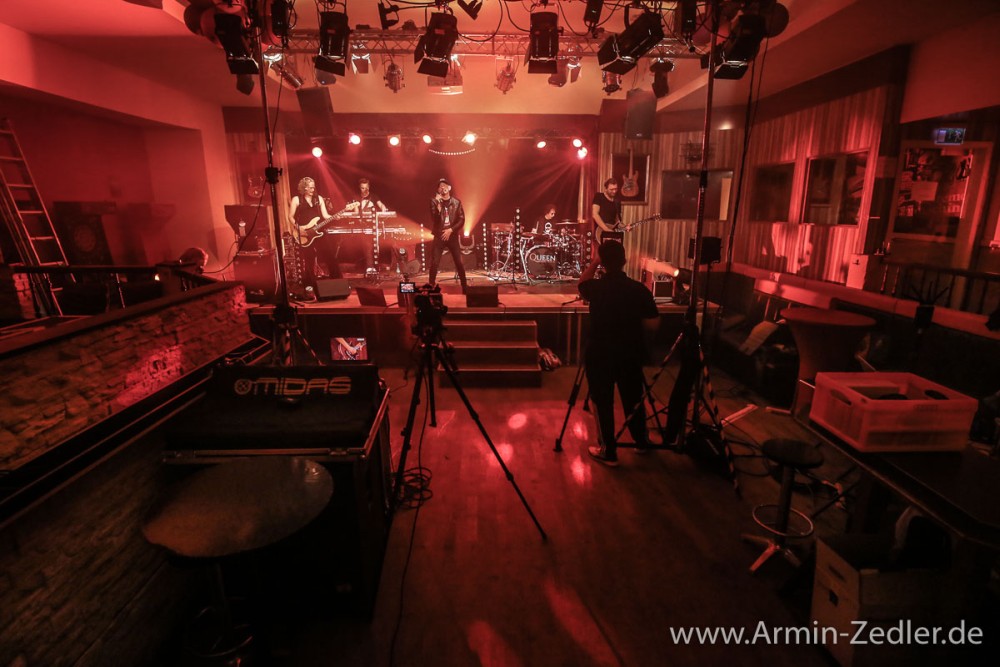 Fotos Queen May Rock - The Show Must Go ONLINE in Köln am 18.04.2020